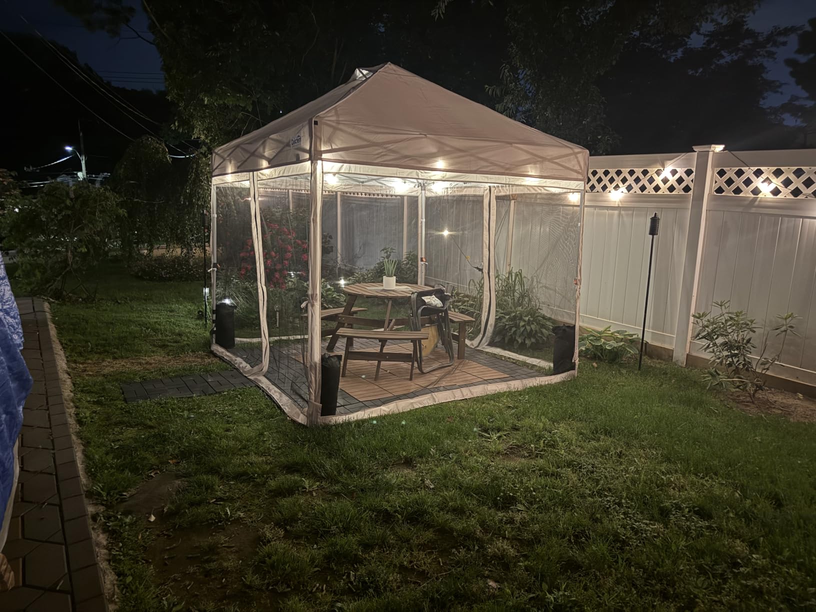 Quictent 10'x10' Pop up Screened Canopy Tent with Mosquito Netting | Portable Easy up Outdoor Screen House Shelter for Patio, Camping and Picnic, Includes Wheeled Carry Bag customer photo 1