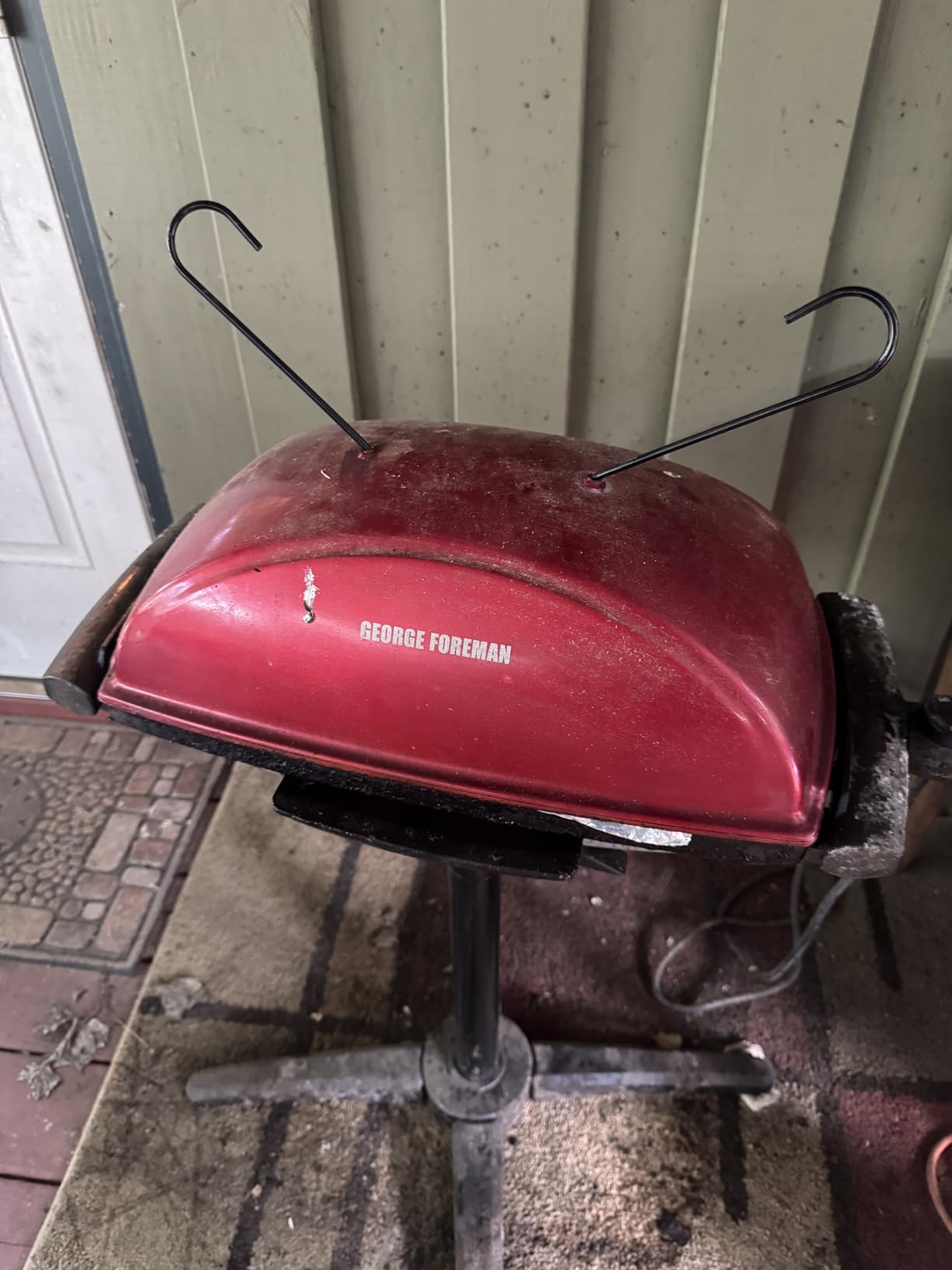 George Foreman Indoor/Outdoor Electric Grill with Stand | Indoor or outdoor electric grill with nonstick surface, 5 heat settings and fat-removing drip tray for healthier grilling. customer photo 1