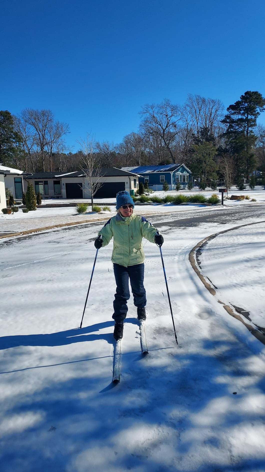 Whitewoods Adult NNN Cross Country Ski Package, 177cm (for Skiers 121-150 lbs.) customer photo 1