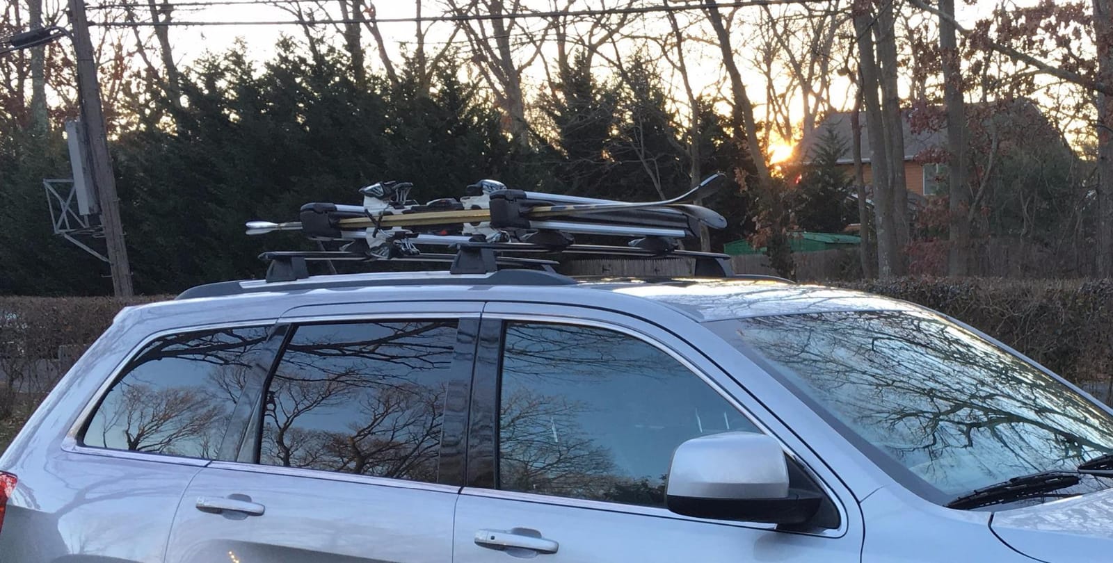 Thule SnowPack Ski/Snowboard Rack, Large (6 Pr/4 Boards), Silver customer photo 1