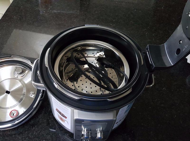 Breville Fast Slow Pro Pressure Cooker BPR700BSS, Brushed Stainless Steel | Craft a variety of delicious meals with multi-cooker designed for fast, slow, pressure, and steam cooking | 6 qt capacity customer photo 1