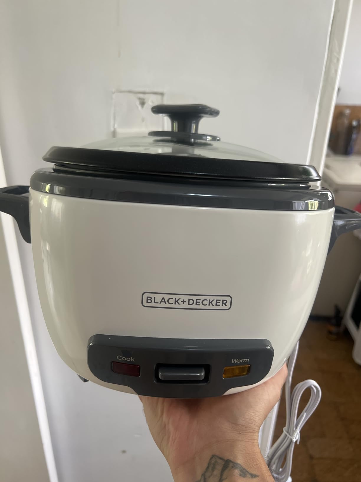 BLACK+DECKER 16-Cup Rice Cooker, RC516, 8-Cup Uncooked Rice, Steaming Basket, Removable Non-Stick Bowl customer photo 1
