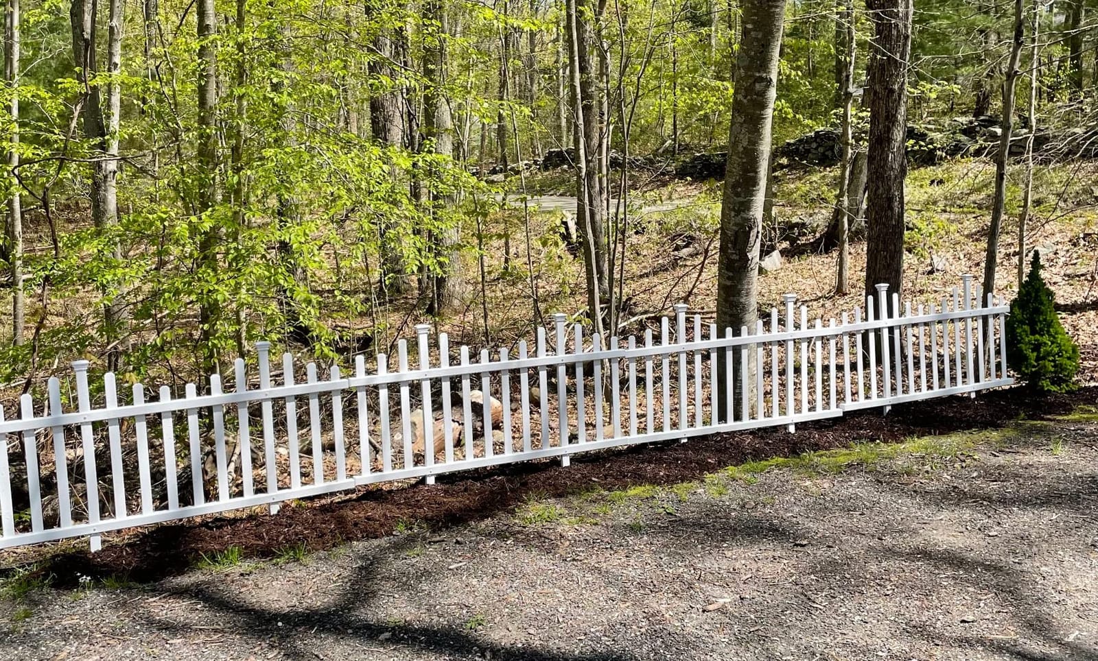 Zippity Madison Picket Fence Panels, White Vinyl DIY No Dig Kit | 2.5ftH x 2.3ftW, White, 2 Panels, Garden Border or Yard Enclosure, ZP19001 customer photo 2