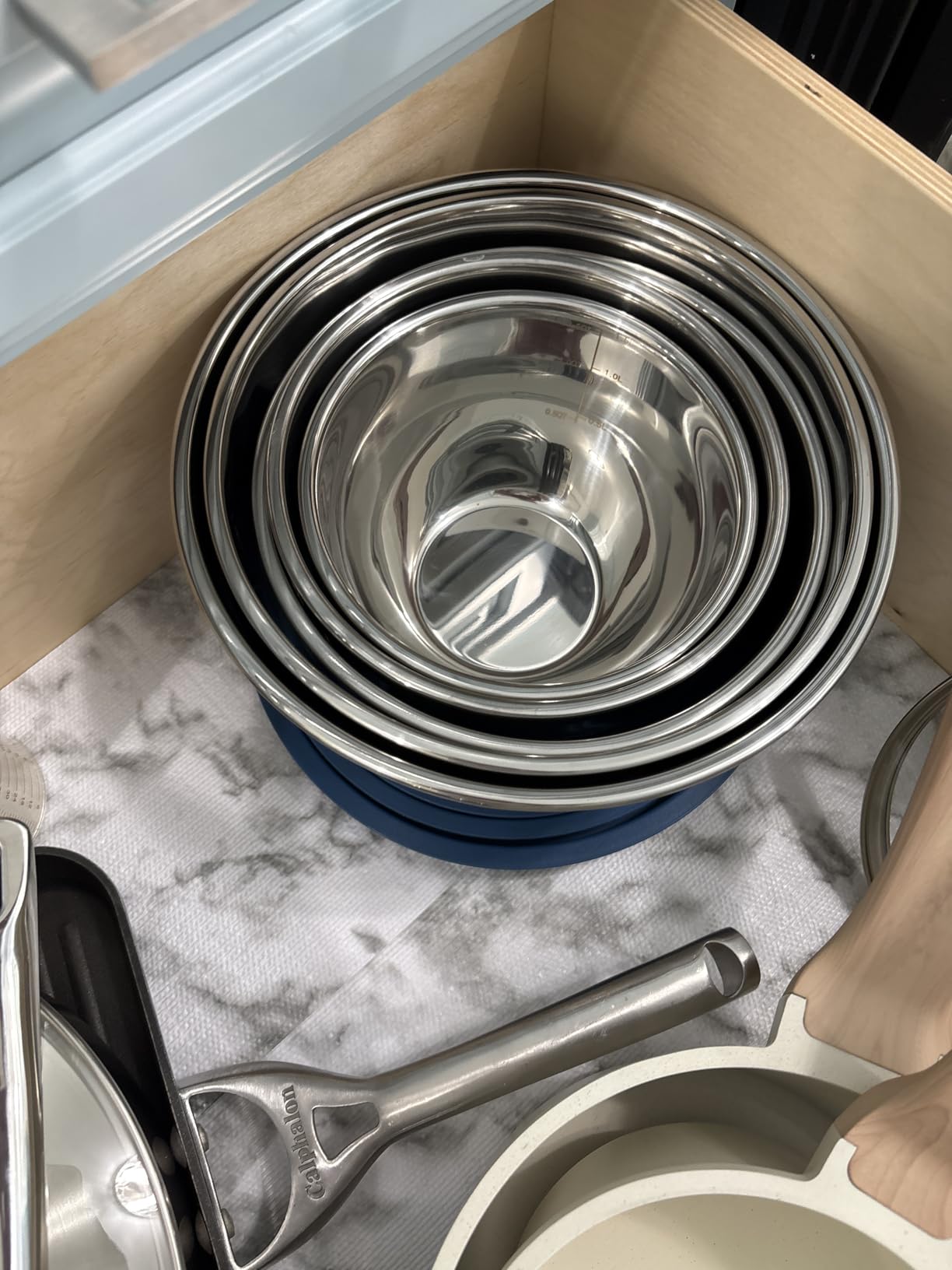 Priority Chef Premium Mixing Bowls With Lids Set, Airtight Lids, Thicker Stainless Steel, Non-Slip Base, 5 Nesting Steel Bowls for Kitchen, Large Prep Metal Bowl Set 1.5/2/3/4/5 Qt, Black customer photo 2