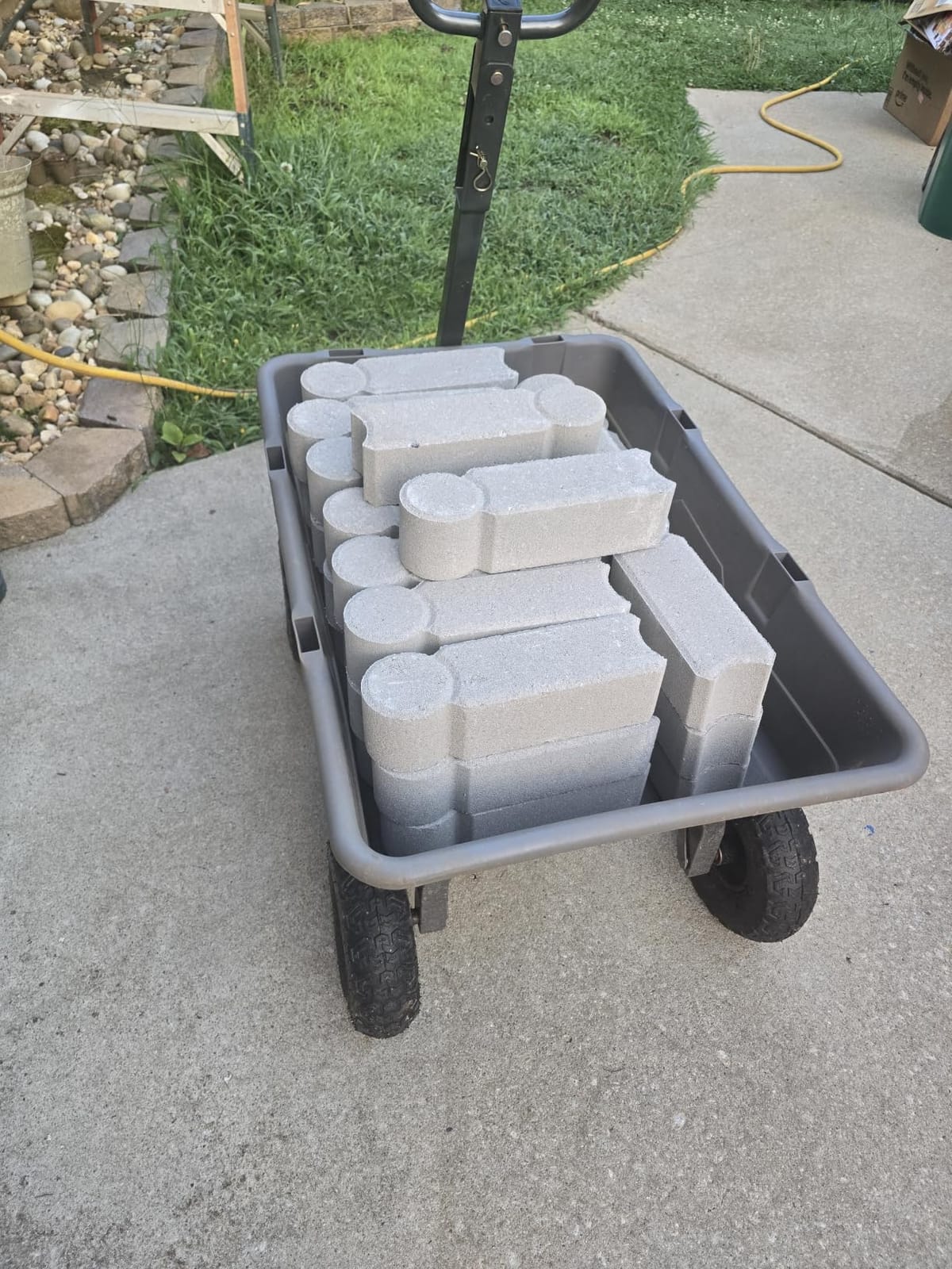 Gorilla Carts Poly Dump Cart, 600 lb. Capacity, 4 Cu ft, Quick Release Dump | Pneumatic Tires, Patented quick-release dumping, For yard, landscaping & gardening, Rust-resistant poly bed, Easy assembly customer photo 2
