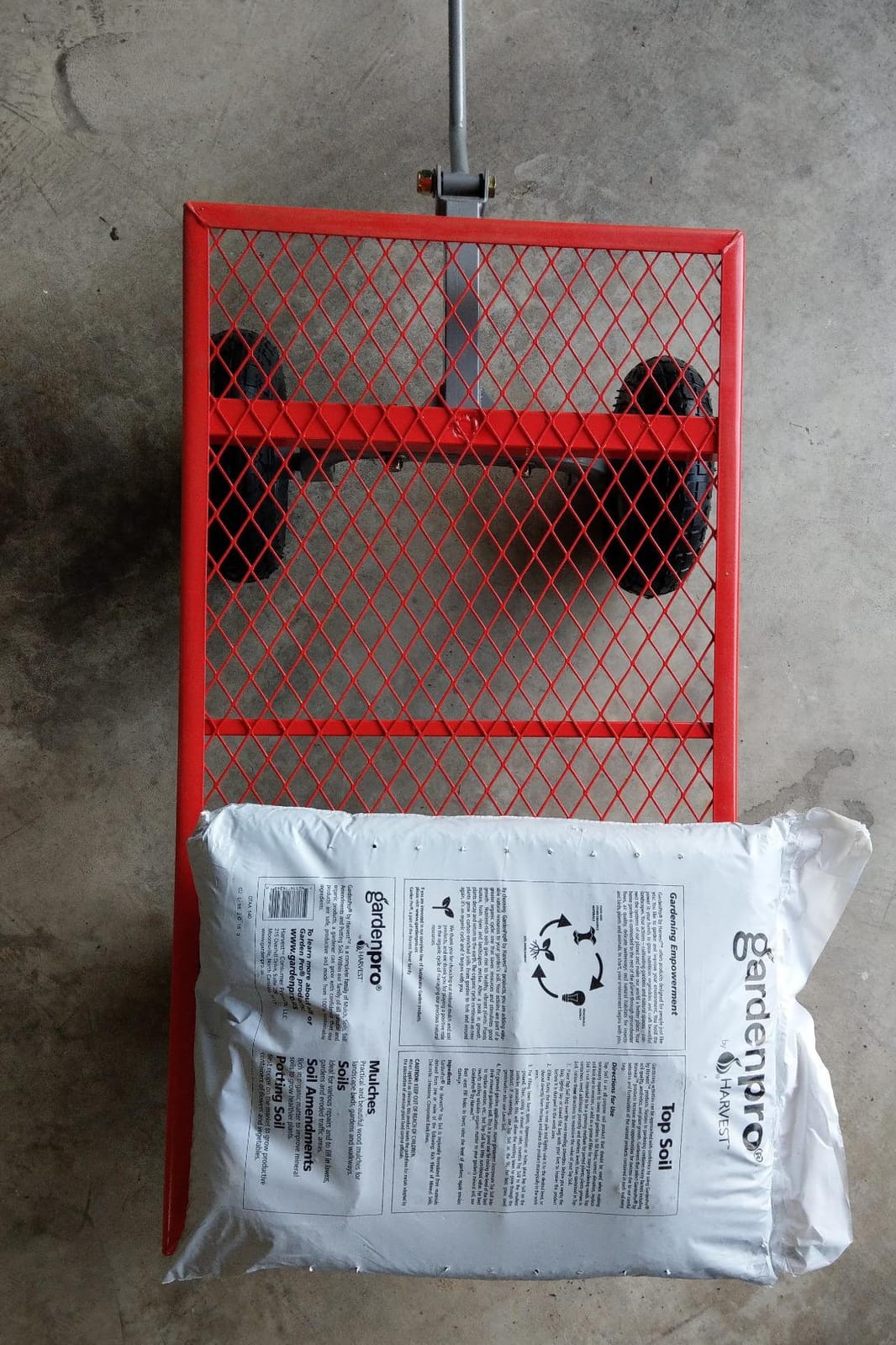 Gorilla Carts Steel Utility Garden Cart, 800 lb. Capacity, 4 Cu Ft, Red | 800-lb Capacity Steel Utility Garden Cart for Homeowners and Contractors Hauling Firewood, Bricks and Yard Debris customer photo 1