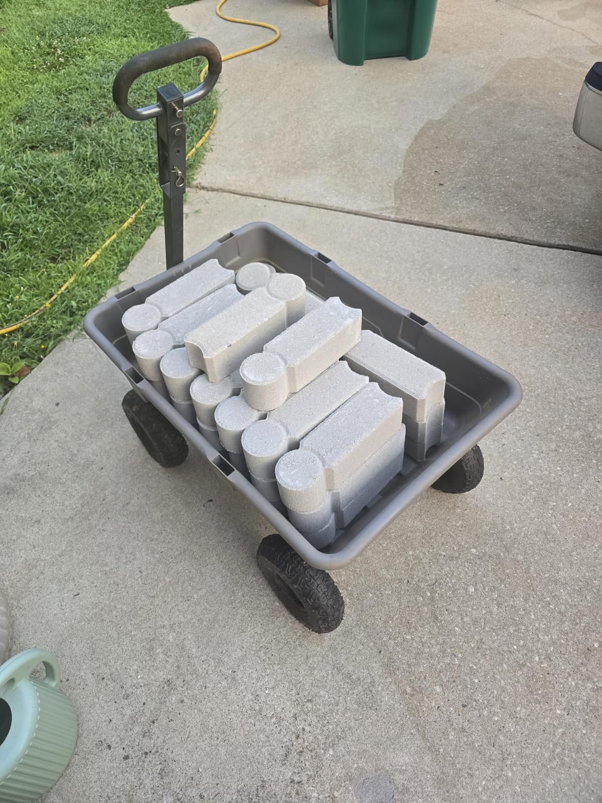 Gorilla Carts Poly Dump Cart, 800 lb. Capacity, 5 Cu Ft, Gray | 800-lb Capacity Poly Dump Cart with Quick-Release Dump Bed for Gardeners and Landscapers Hauling Soil, Mulch or Rock customer photo 1
