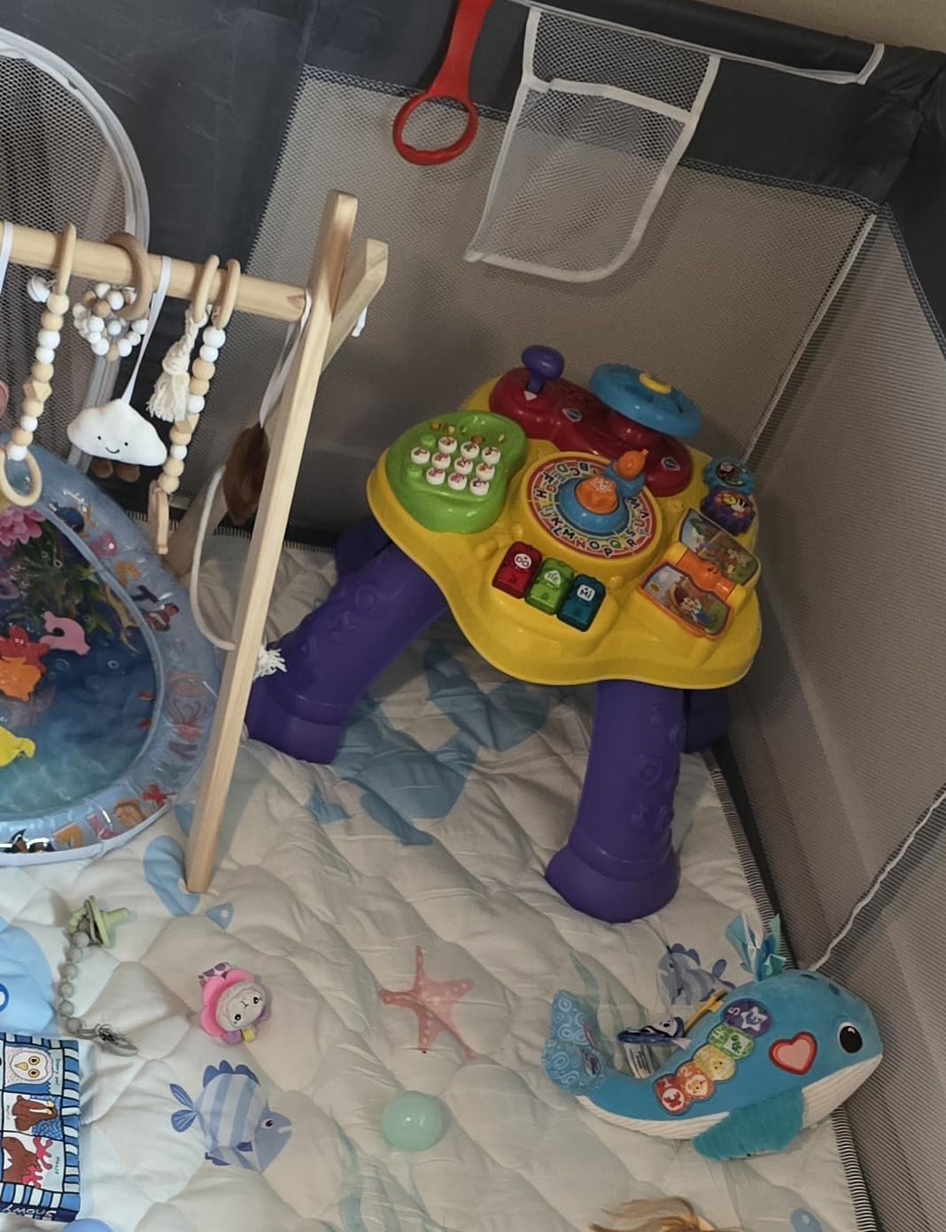 VTech Magic Star Learning Table (Frustration Free Packaging), Yellow customer photo 1