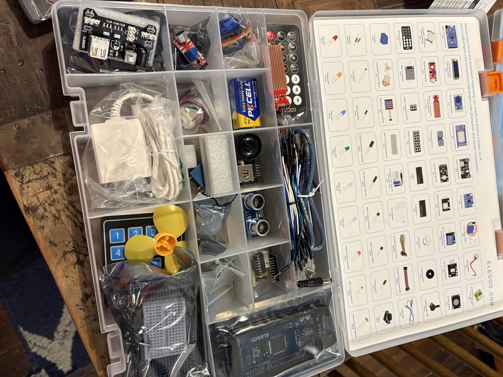 Mega 2560 R3 Project The Most Complete Starter Kit with Tutorial | Compatible with Arduino, Ultimate Starter Kit, PDF Tutorial, 35+ Guided Projects, 200+ Components, Sensors, Displays, Motors customer photo 1