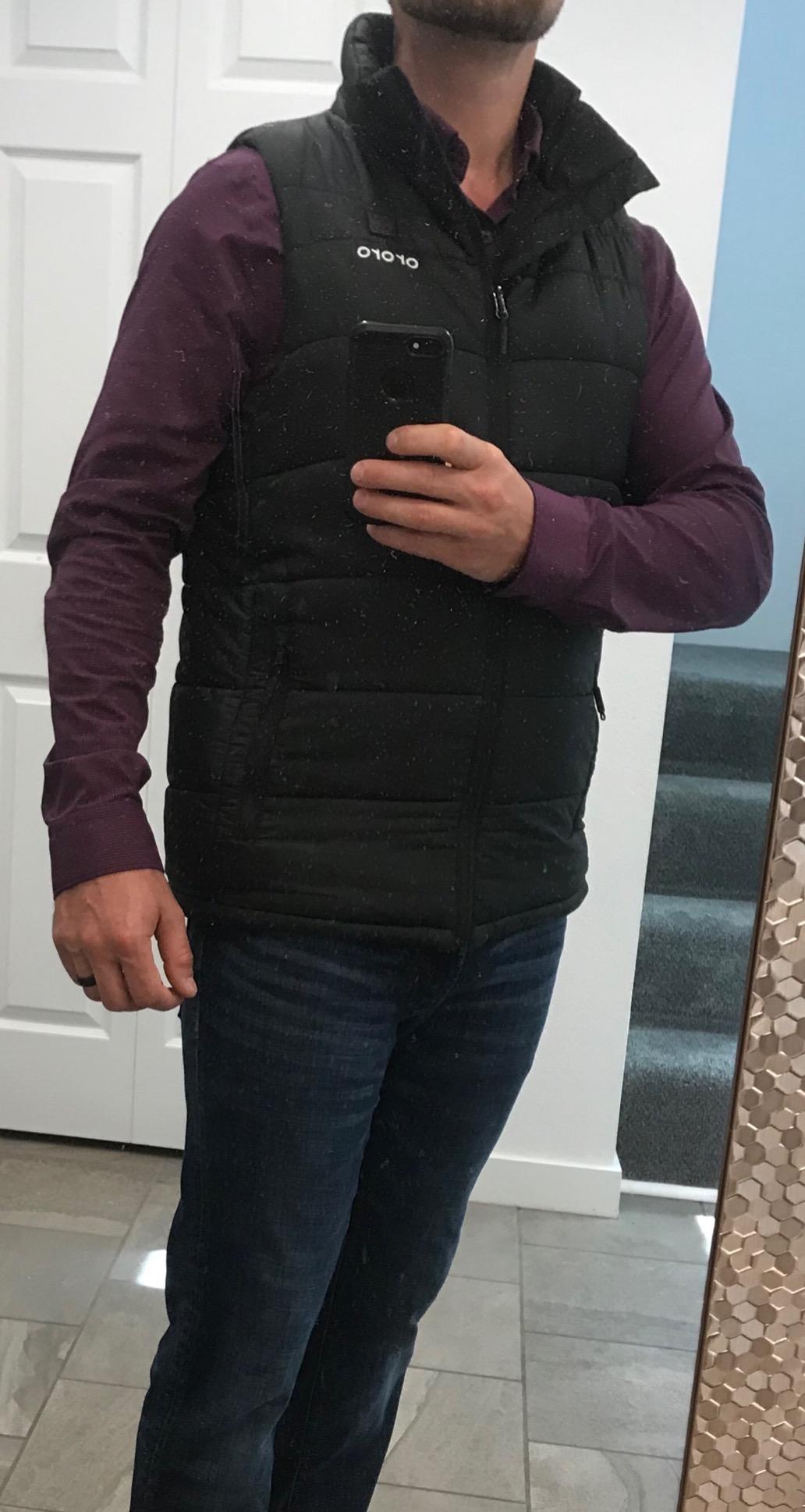 ORORO Men's Heated Vest Lightweight 4-Zone USB-C Battery Heated Puffer Vest | Classic puffer design with insulated comfort, water- and wind-resistant shell for commuting and everyday winter wear customer photo 2