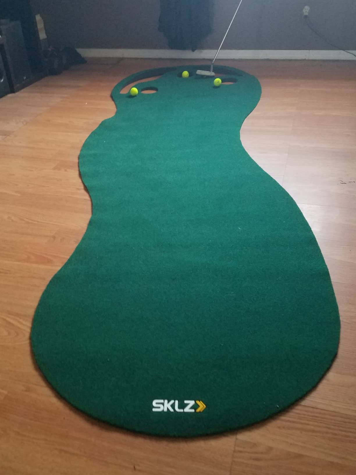 SKLZ Putting Green: Perfect Your Golf Skills with Realistic Home Practice - Improve Your Putting Stroke, Lower Your Scores, and Enjoy Convenient, Training Anytime, Anywhere! customer photo 2