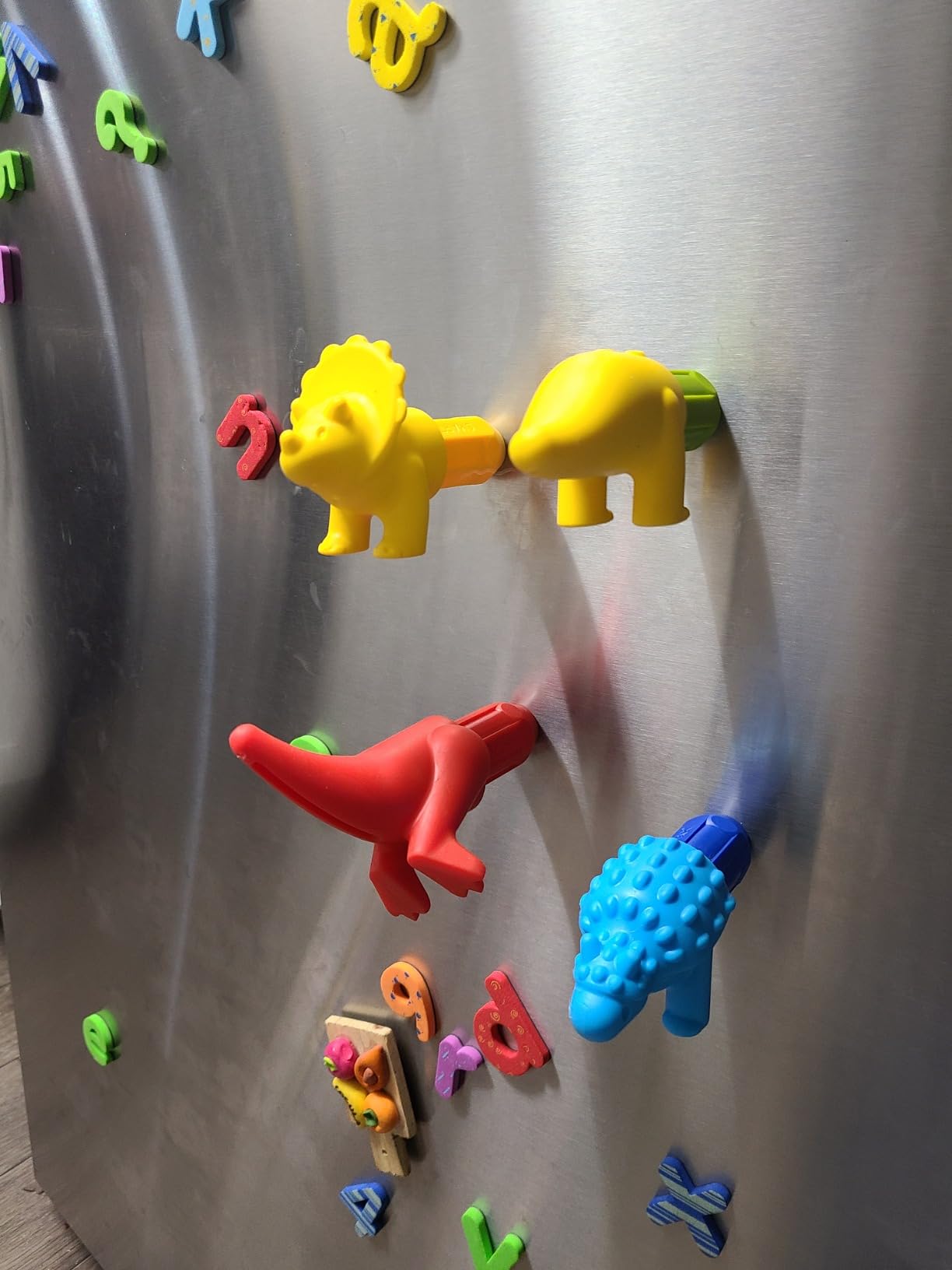 SmartMax My First Safari Animals - STEM Magnetic Building Set Ages 1-5 | Soft animals click onto magnetic bars | Magnetic discovery & STEM | Big pieces for little hands | Build 6 or mix & match! customer photo 2