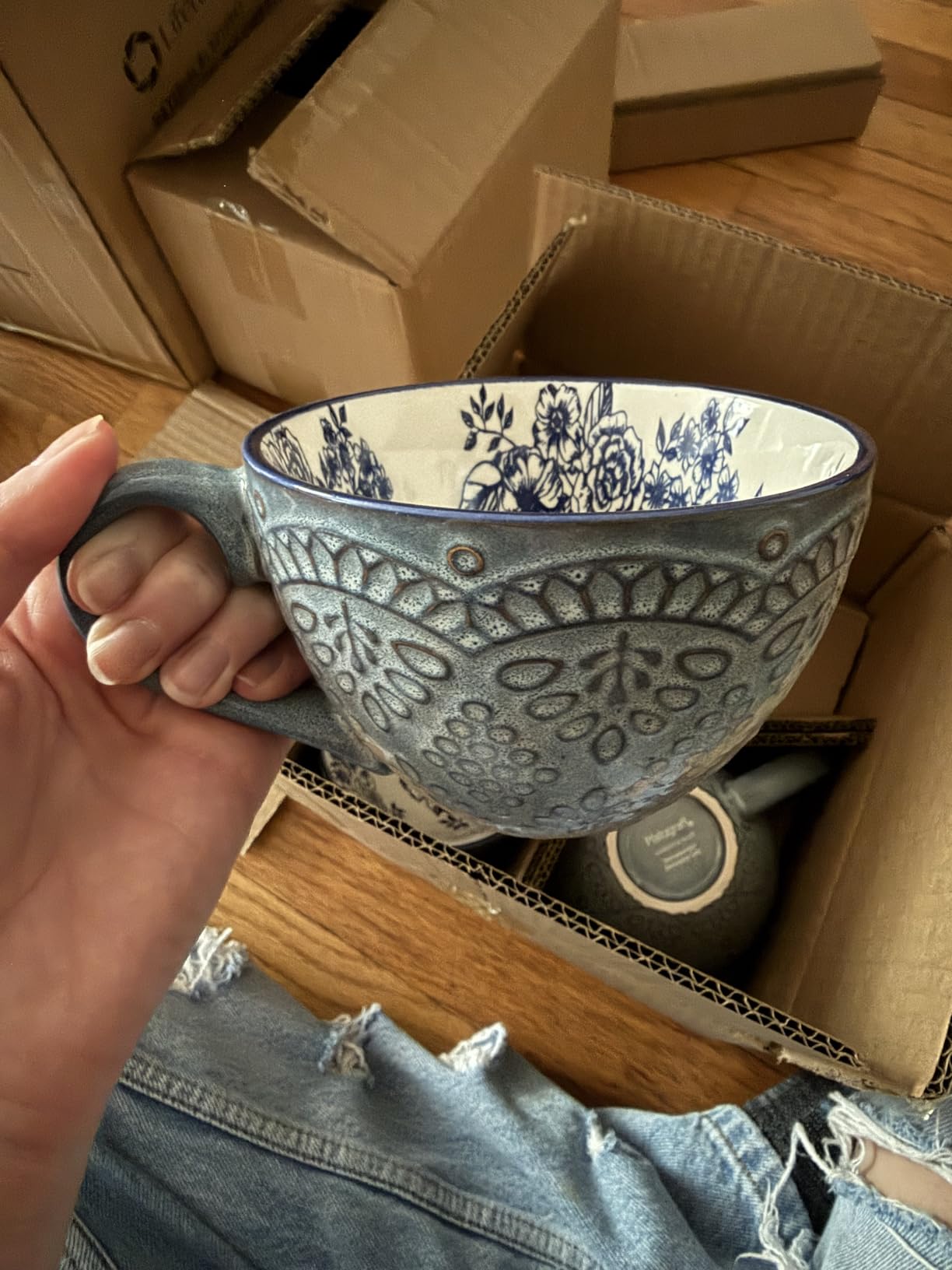 Pfaltzgraff Gabriela Blue 16-Piece Dinnerware Set, Service for 4, Durable Stoneware Plates, Bowls, and Mugs with Elegant Blue Pattern, Dishwasher Safe customer photo 1
