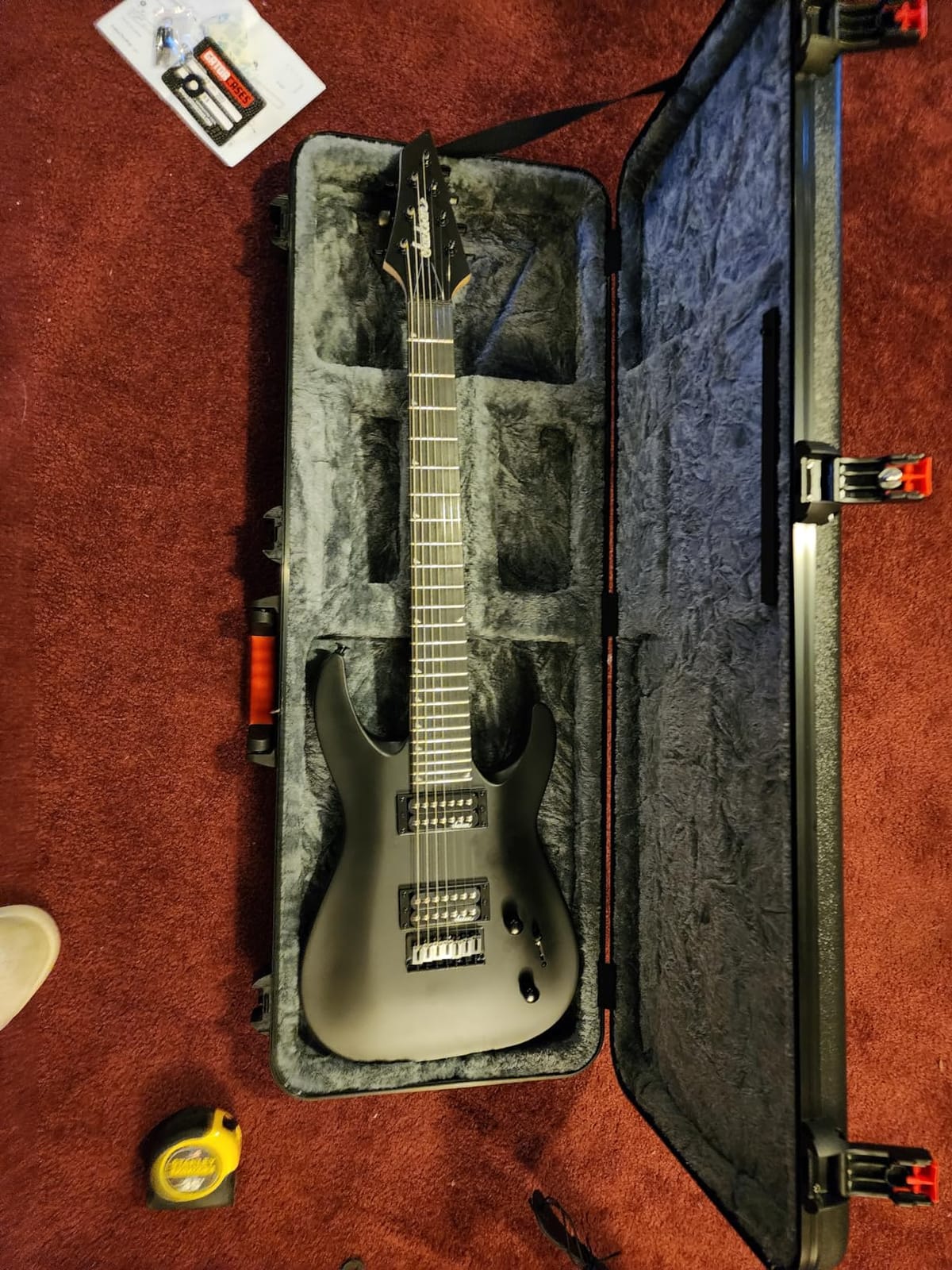 Gator Cases Molded Flight Case for Electric Guitar with Internal LED Lighting and TSA Approved Locking Latch, (GTSA-GTRELEC-LED) customer photo 1