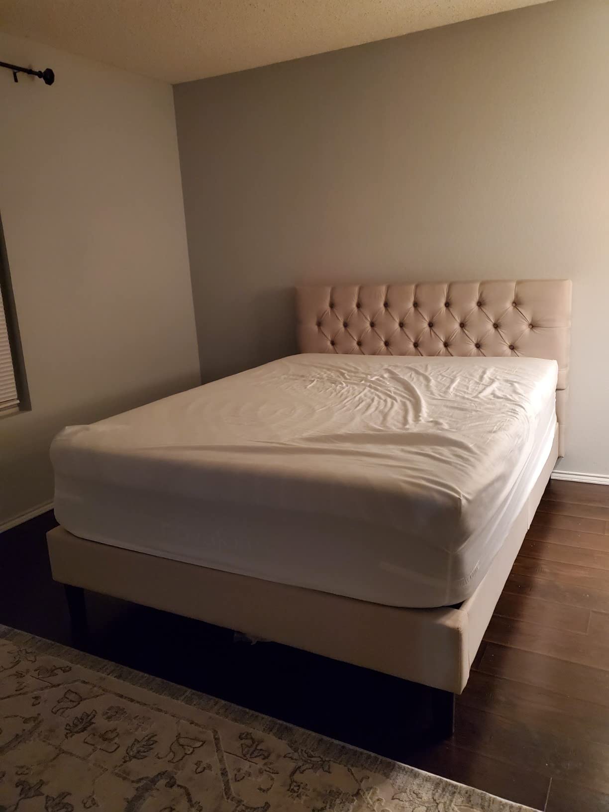 Zinus Misty Upholstered Platform Bed Frame, Mattress Foundation, Wood Slat Support, No Box Spring Needed, Easy Assembly, Taupe, King customer photo 1