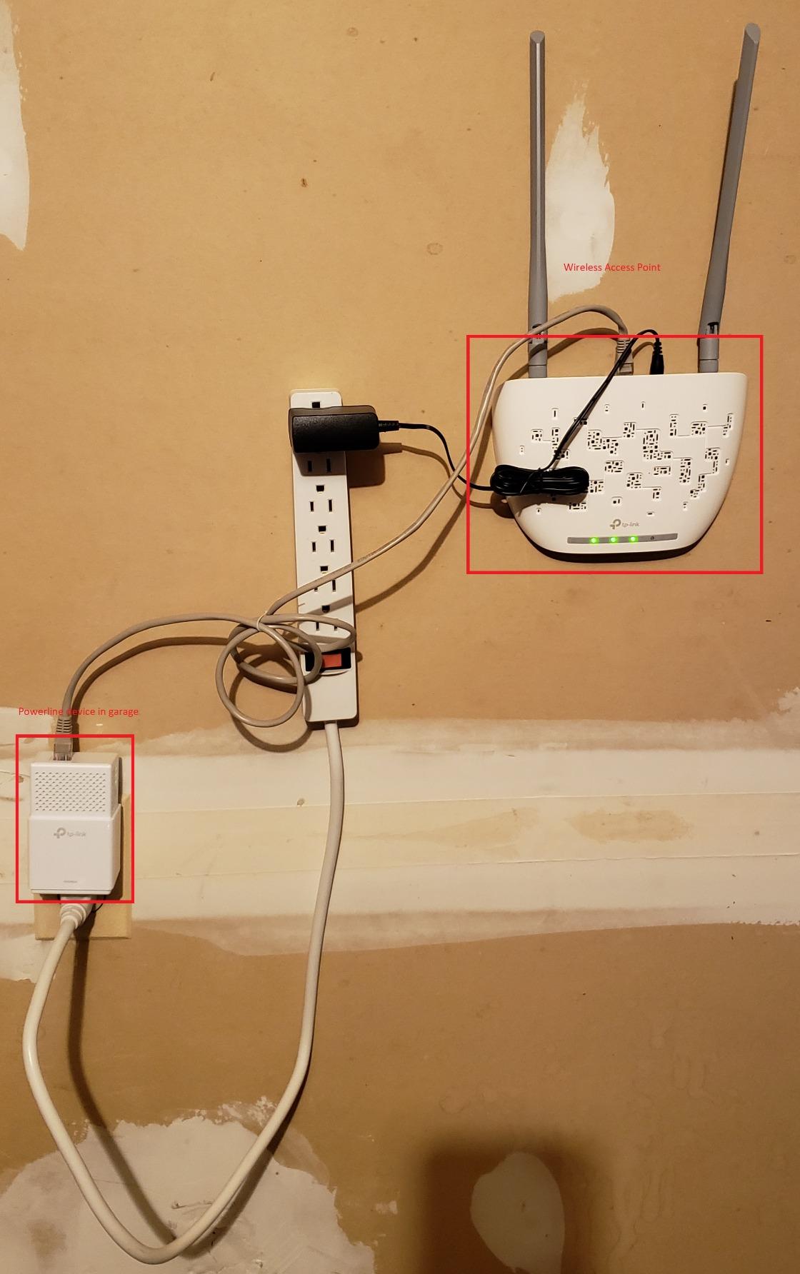 MyQ Smart Garage Hub - Wi-Fi enabled Garage Hub with Smartphone Control, Model MYQ-G0301, Old Version, Black customer photo 1