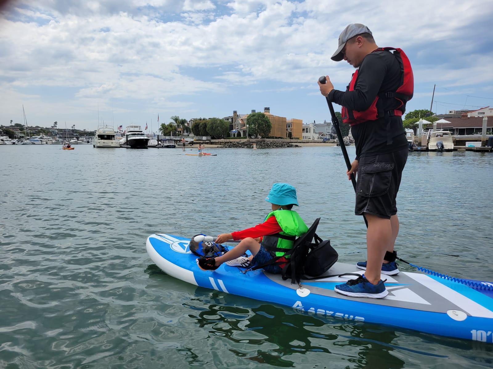 Onyx U.S. Coast Guard and Transport Canada Approved MoveVent Dynamic Paddle Vest for Adults for Kayaking, Canoeing, Stand Up Paddleboarding customer photo 1
