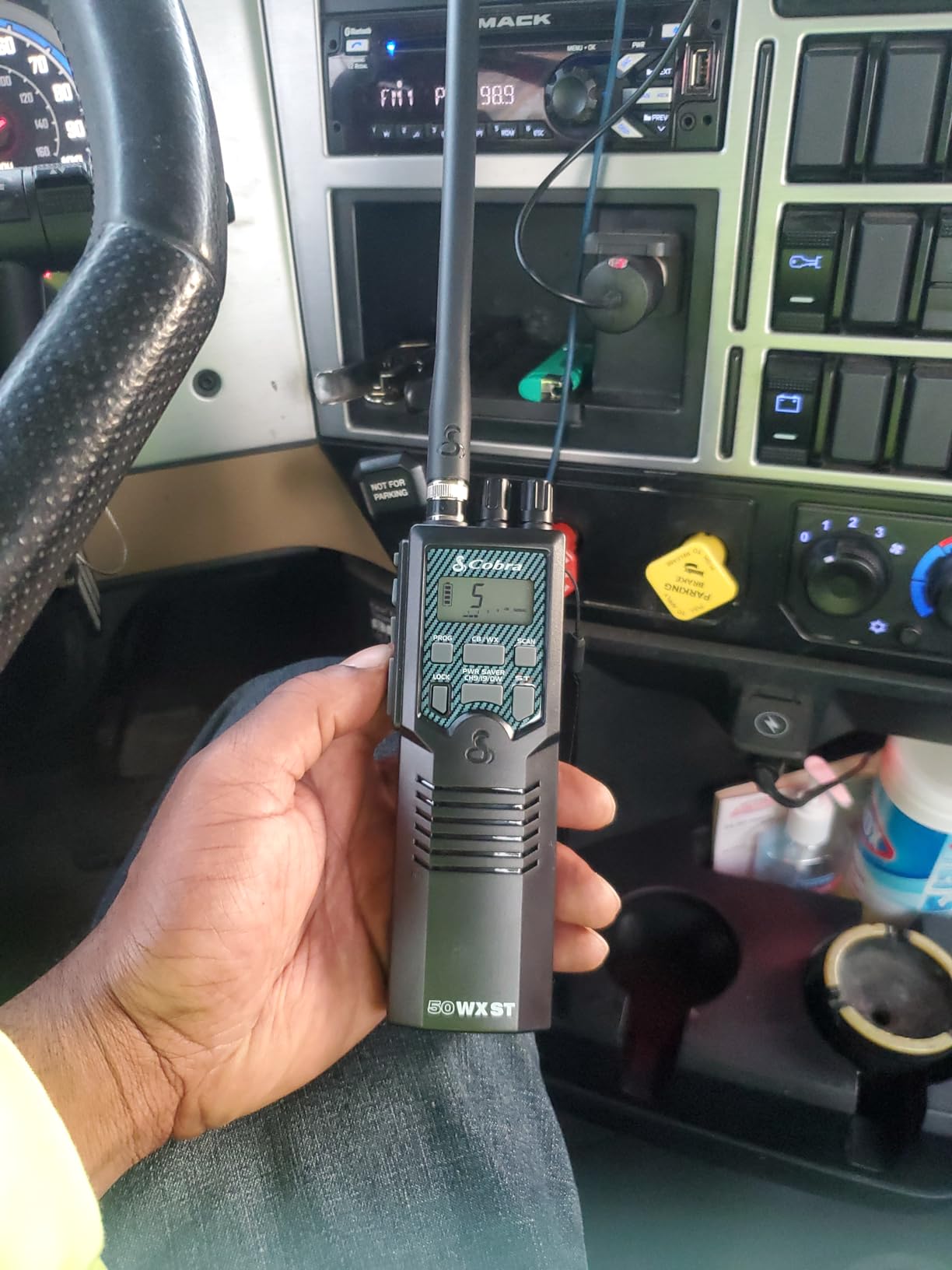 Cobra HH50WXST Handheld CB Radio - Emergency Radio with Access to Full 40 Channels and NOAA Alerts, Earphone Jack, 4 Watt Power Output, Noise Reduction and Dual Channel Monitoring, Black customer photo 2