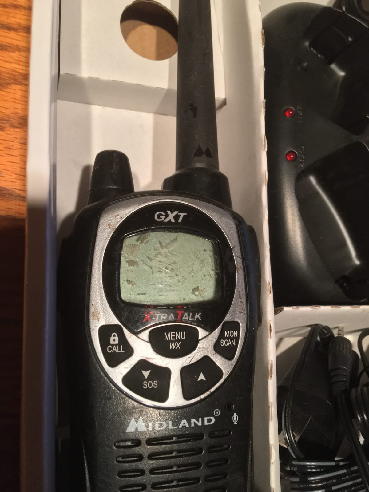 Midland GXT1000X3VP4 GMRS Two-Way Radio (50-Channel, Long Range, 142 Privacy Codes, SOS, NOAA, Rechargeable Nickel Battery, Black/Silver, 3-Pack) customer photo 2