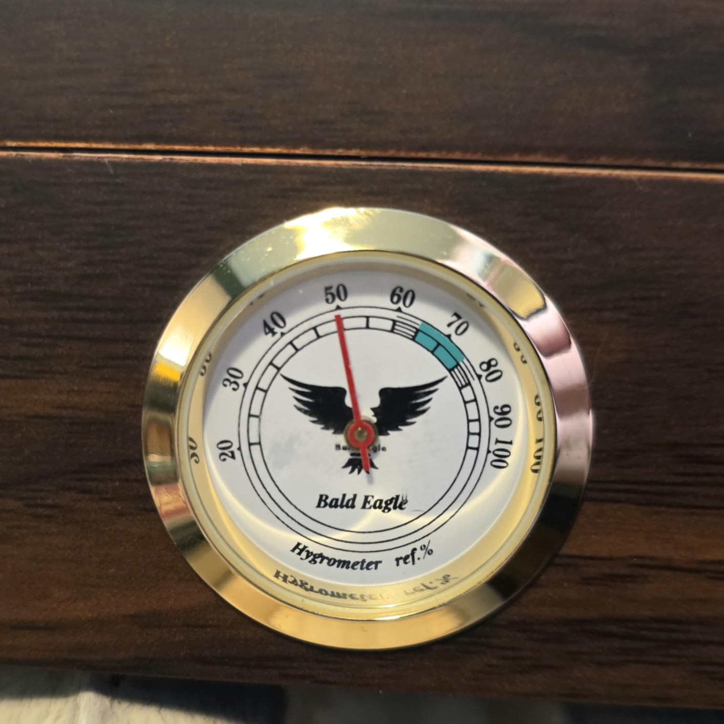 Bald Eagle Handmade Cigar Humidor, Cedar Cigar Desktop Box with Humidifier and Hygrometer, Glass Top for 25 Cigars (20-25 Cigars) customer photo 2