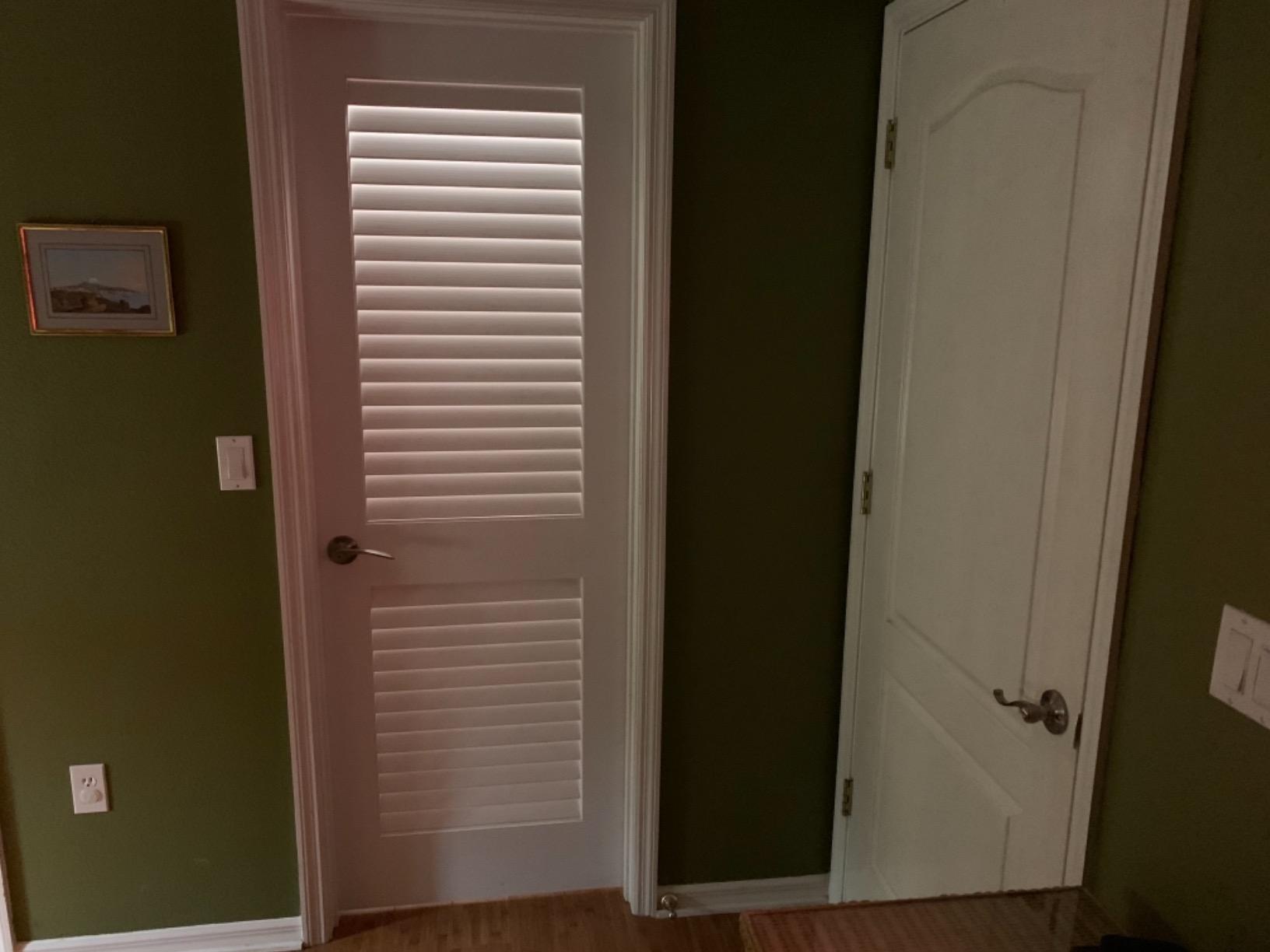 Kimberly Bay Louver-Louver Plantation Interior Door Slab, White (80x18) customer photo 2