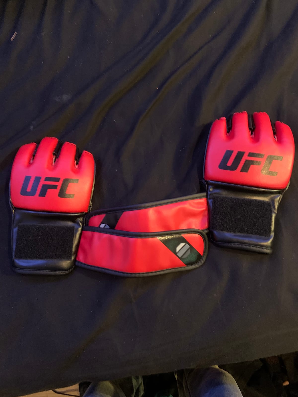 UFC MMA Gloves | Training Gloves for Sparring, Grappling, Mitts & Punching Bag | Beginner to Intermediate | Secure Fit for Men & Women customer photo 2
