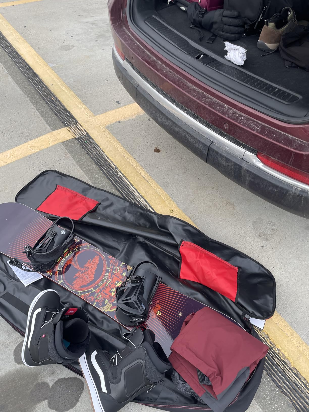 Element Equipment Snowboard Bag with Shoulder Strap and Gear Pockets customer photo 2