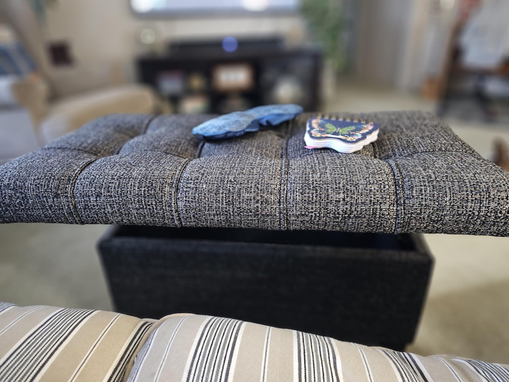 SIMPLIHOME Harrison 36