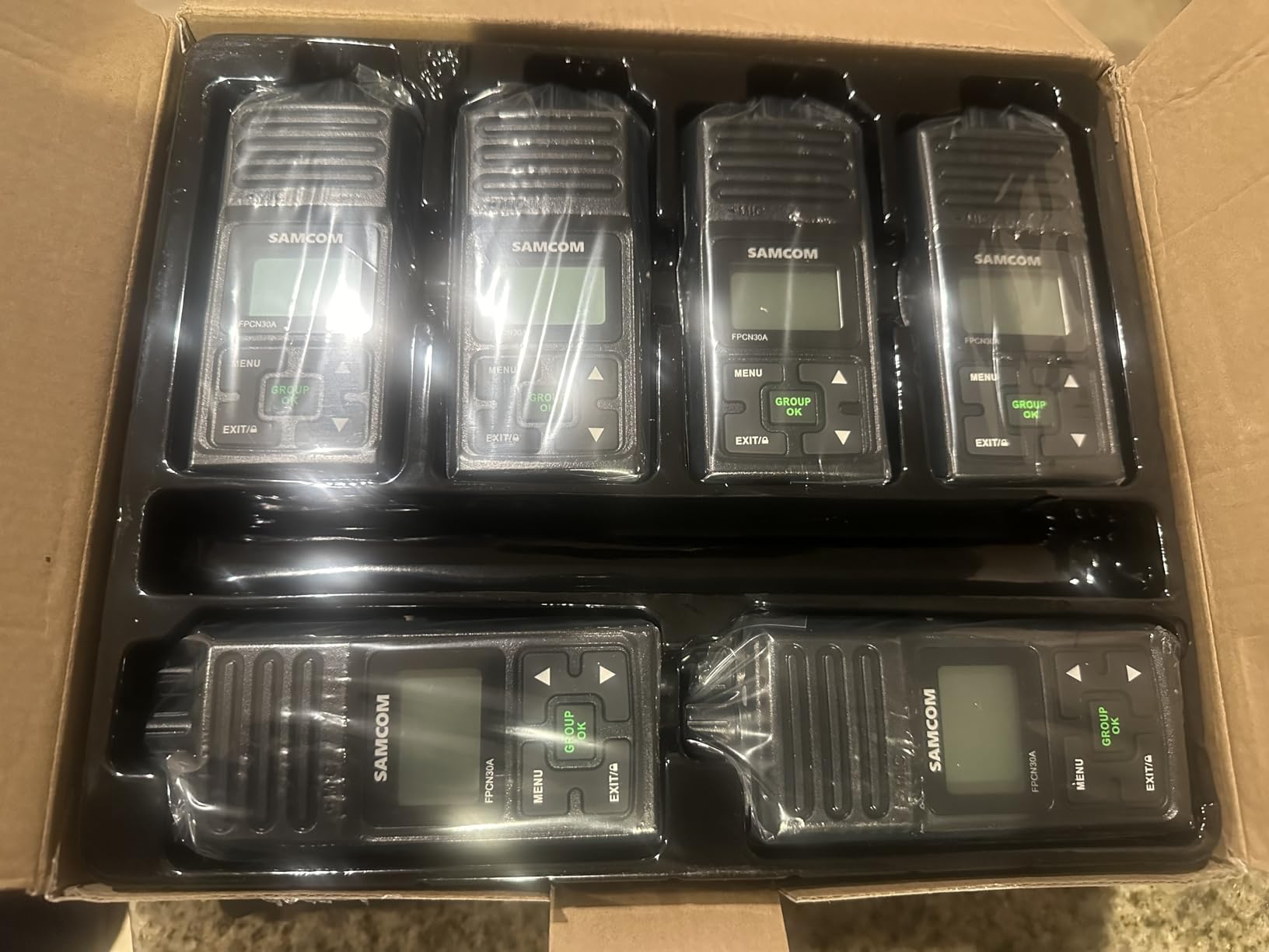 SAMCOM FPCN30A Two Way Radios Long Range 5 Watts Walkie Talkies for Adults Rechargeable 2 Way Radios UHF Handheld Business Group Call Radio 1500mAh Battery with Earpieces for Construction, 6 Packs customer photo 2