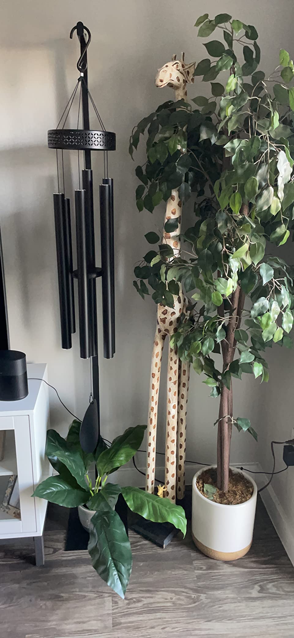 SSWBasics Adjustable Black Costumer Stand - Single Arm Clothes Rack - Retail Clothing and Garment Display Stand - Ideal For Showcasing Hanging Items In Thrift Shops, Boutiques and Retail Stores customer photo 1