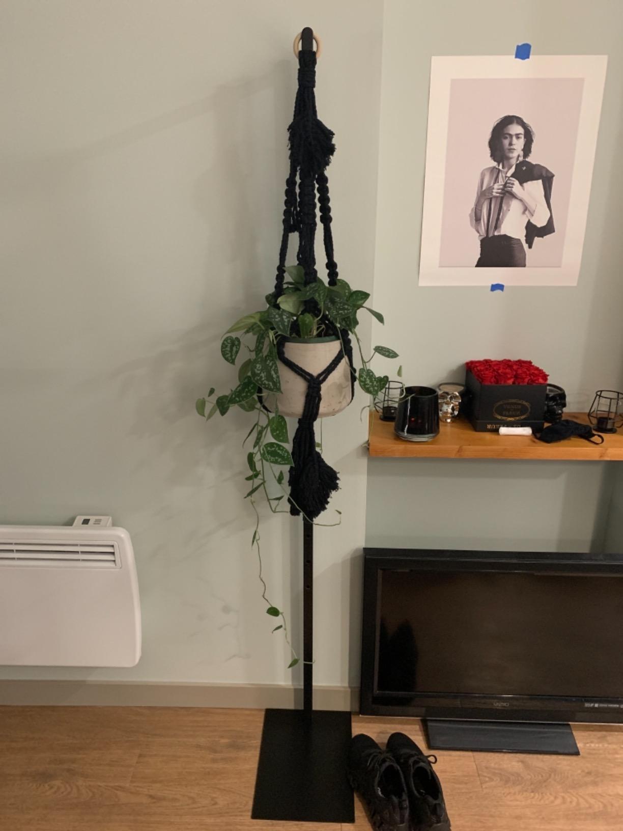 SSWBasics Adjustable Black Costumer Stand - Single Arm Clothes Rack - Retail Clothing and Garment Display Stand - Ideal For Showcasing Hanging Items In Thrift Shops, Boutiques and Retail Stores customer photo 2