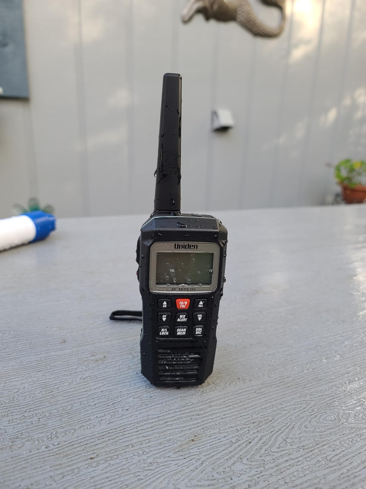 Uniden Atlantis 155 Handheld Two-Way VHF Marine Radio, Floating IPX8 Submersible Waterproof, Dual-Color Screen, All USA/International/Canadian Marine Channels, NOAA Weather Alert, 10 Hour Battery customer photo 2