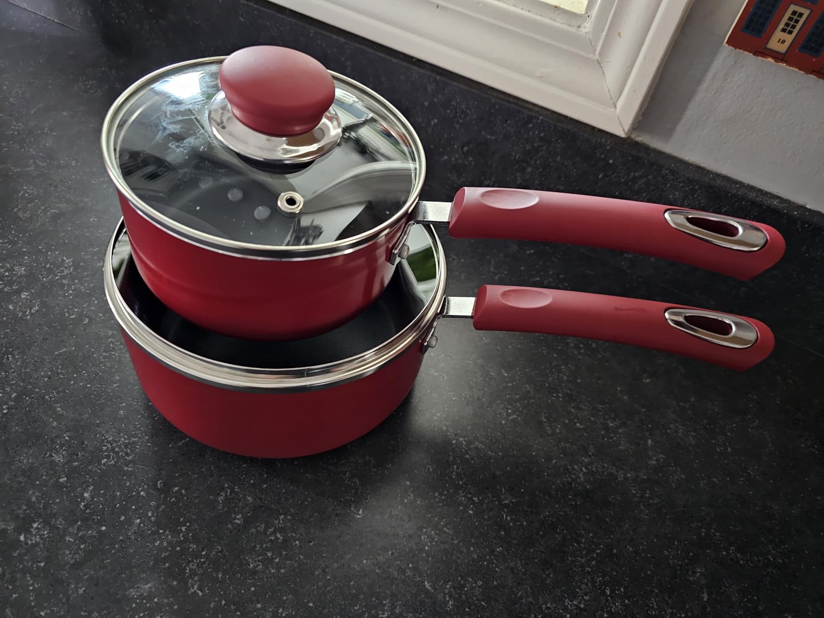 Utopia Kitchen Nonstick Saucepan Set with Lids 1 QT 2 QT Pots PFOS Free | Multipurpose Cooking Pots Set, Nonstick Coating, Even Heat Distribution, Durable, Bakelite Handles, Dishwasher Safe customer photo 2