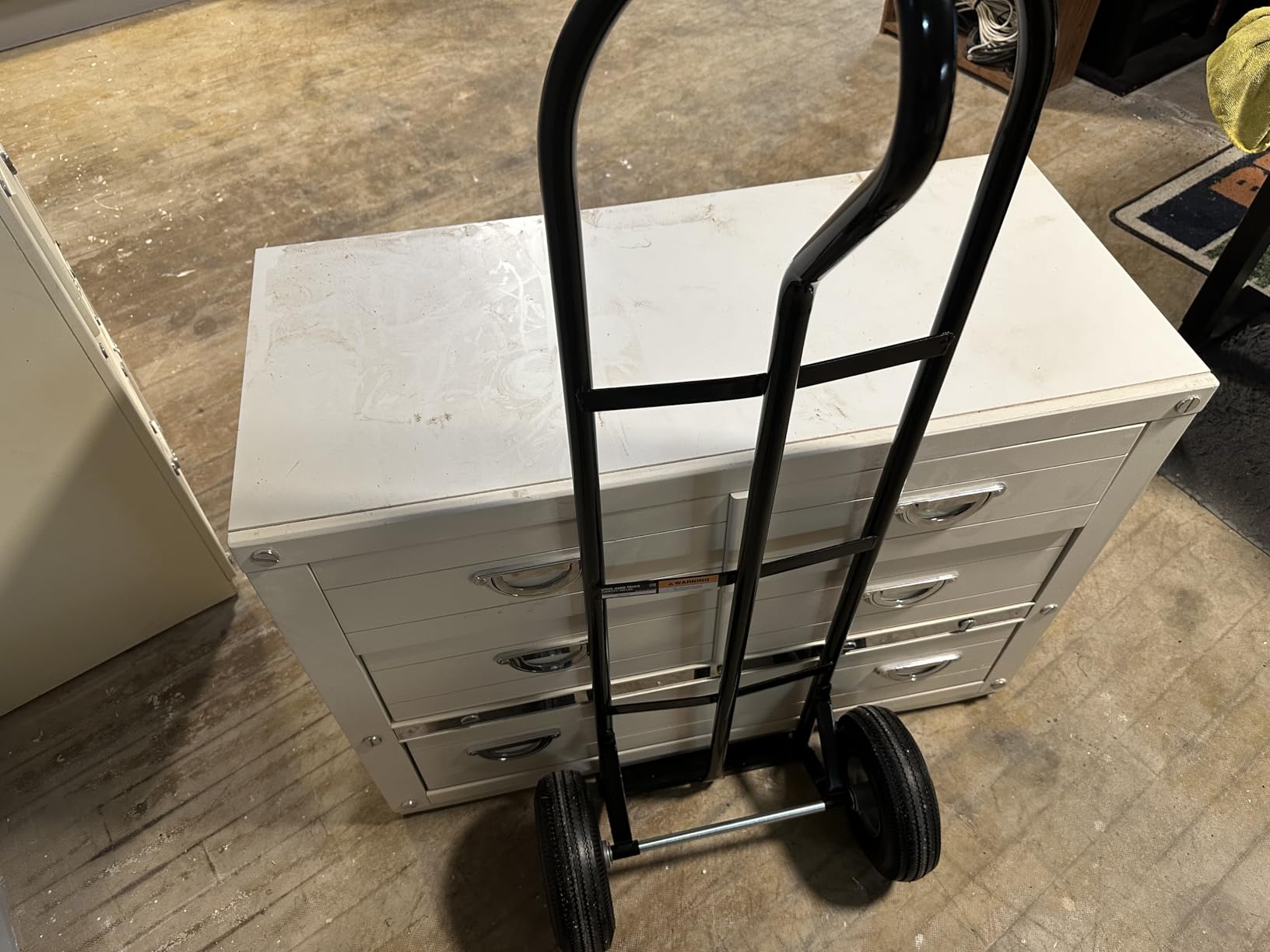 Ironton Steel Pneumatic Hand Truck Dolly, 600-Lb Capacity, Heavy-Duty Steel Frame, 10-in Pneumatic Tires, P-Style Handle, 14