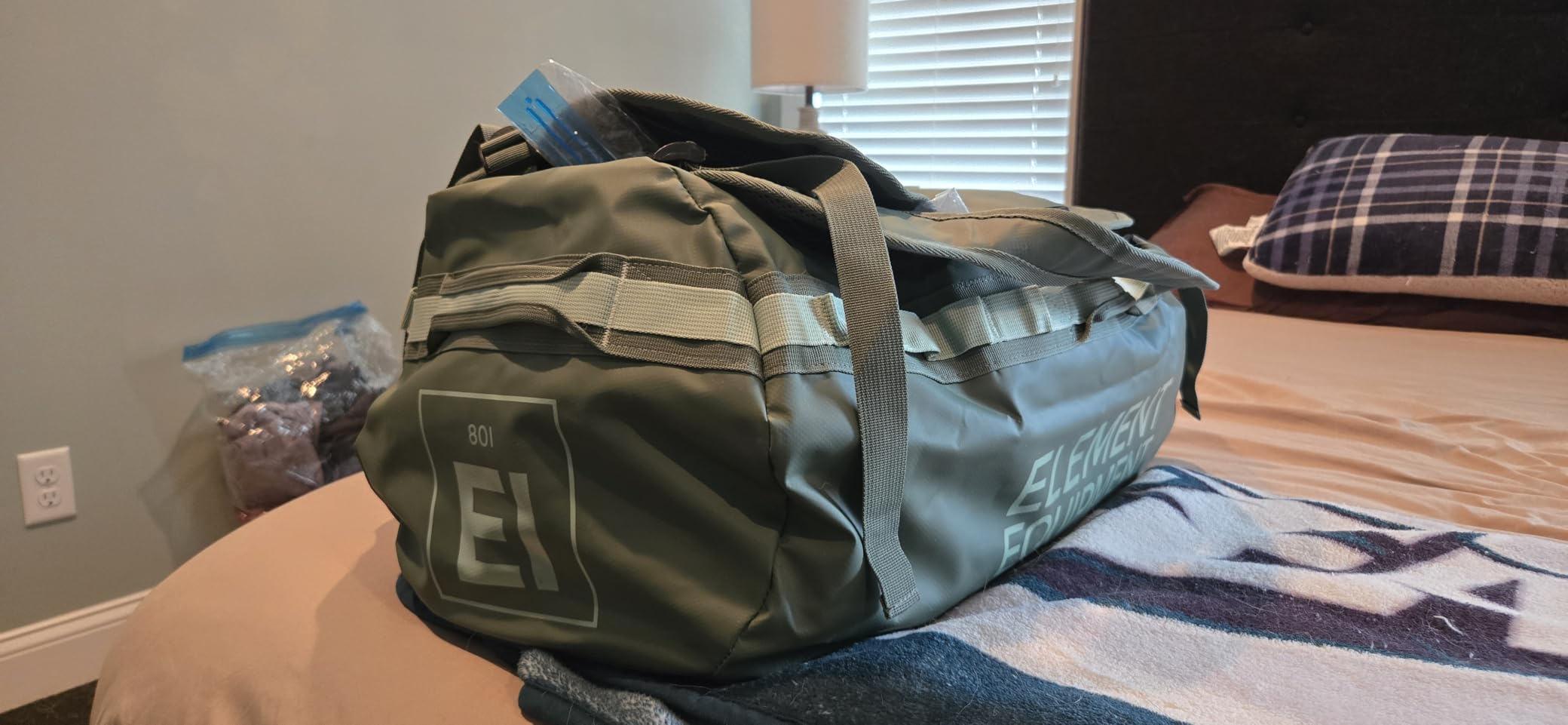 Trailhead Duffel Bag Shoulder Straps Waterproof Black/Blue Medium customer photo 2