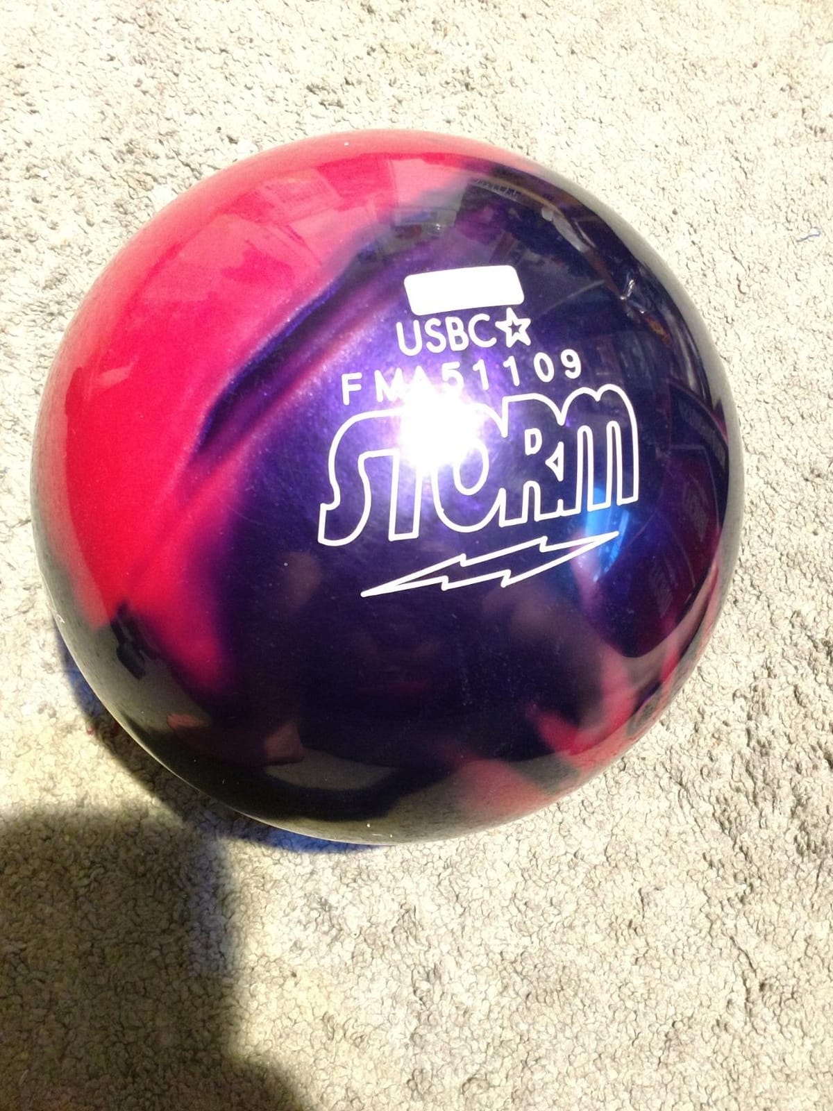 Storm Tropical Surge Bi-colored Recreational Bowling Ball customer photo 1