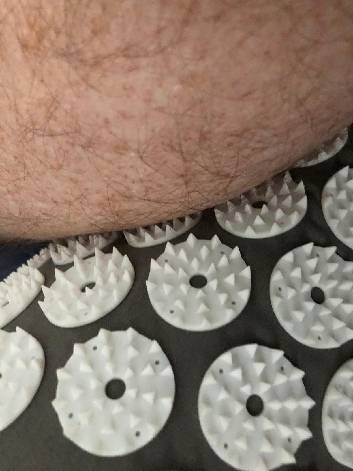 Gaiam Acupressure Mat & Pillow Set, Neck, Shoulder & Back | Acupuncture-Style Stimulation | Multi-Point Pressure | Home Relaxation Use customer photo 1