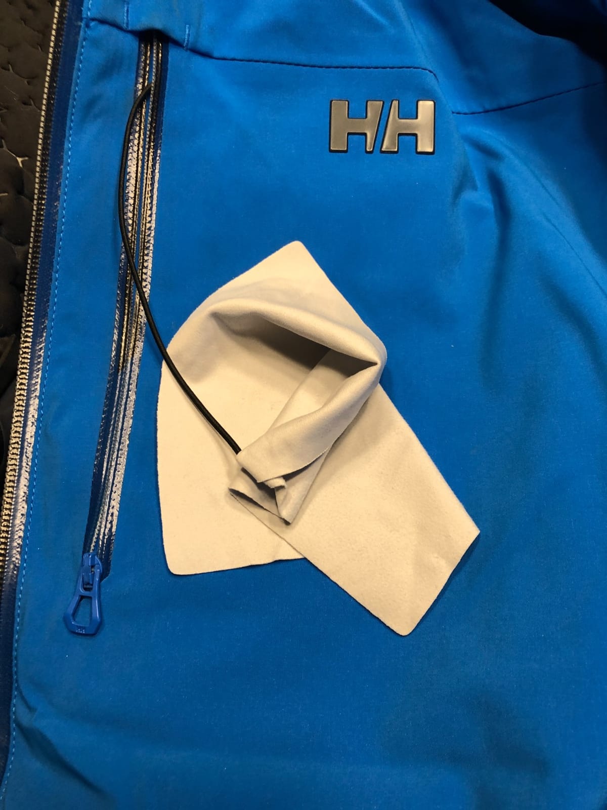 Helly Hansen Alpha LIFALOFT Insulated Ski Jacket - Cold-Weather Winter Jackets for Men - Water Resistant customer photo 1