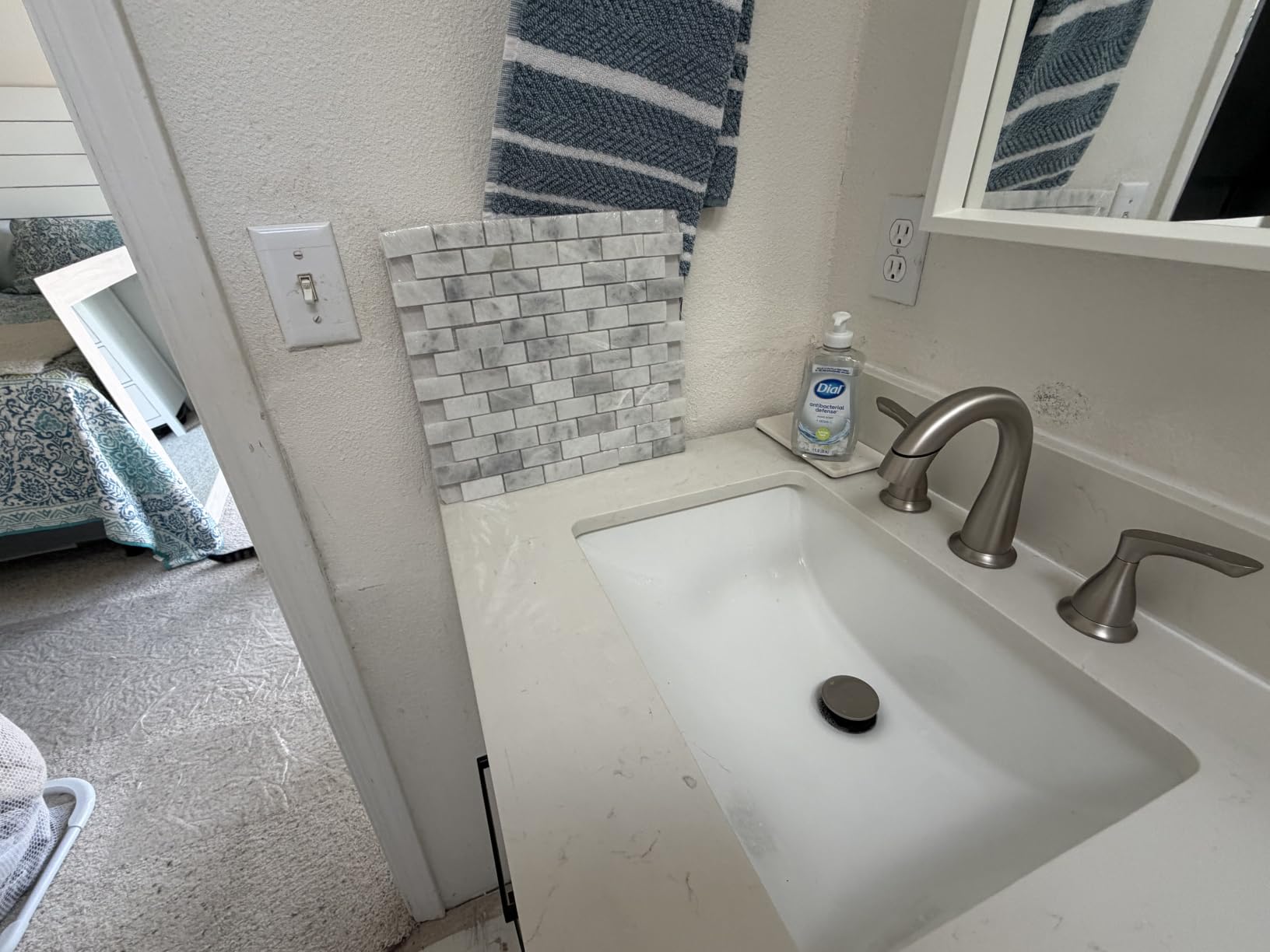 Delta Broadmoor Brushed Nickel Bathroom Faucet with Pull-Out Sprayer, 8 Inch 3 Hole Widespread Bathroom Sink Faucet, Push-Pop Drain, SpotShield Stainless 35765LF-SPPD customer photo 1