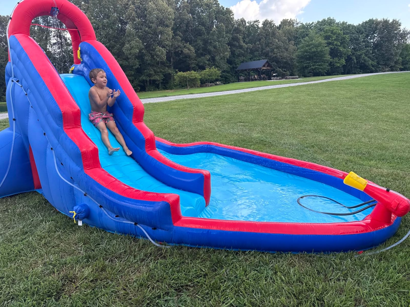 Sunny & Fun Deluxe Inflatable Water Slide Park with Climbing Wall & Tunnel, Heavy-Duty Oxford Blow-Up Water Park for Kids Backyard with Splash Pool, Air Blower & Carry Bag, Easy Setup customer photo 1