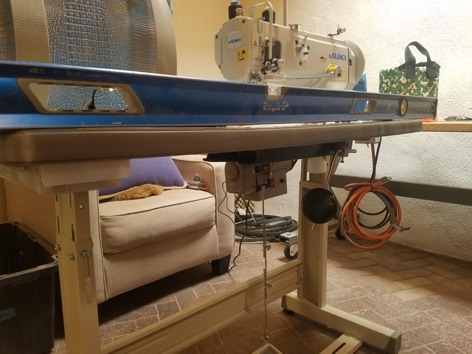 Juki DNU-1541S Industrial Sewing w/Safety Mechanism DNU 1541 Walking Foot Needle Feed, servo Motor, Table, lamp customer photo 1