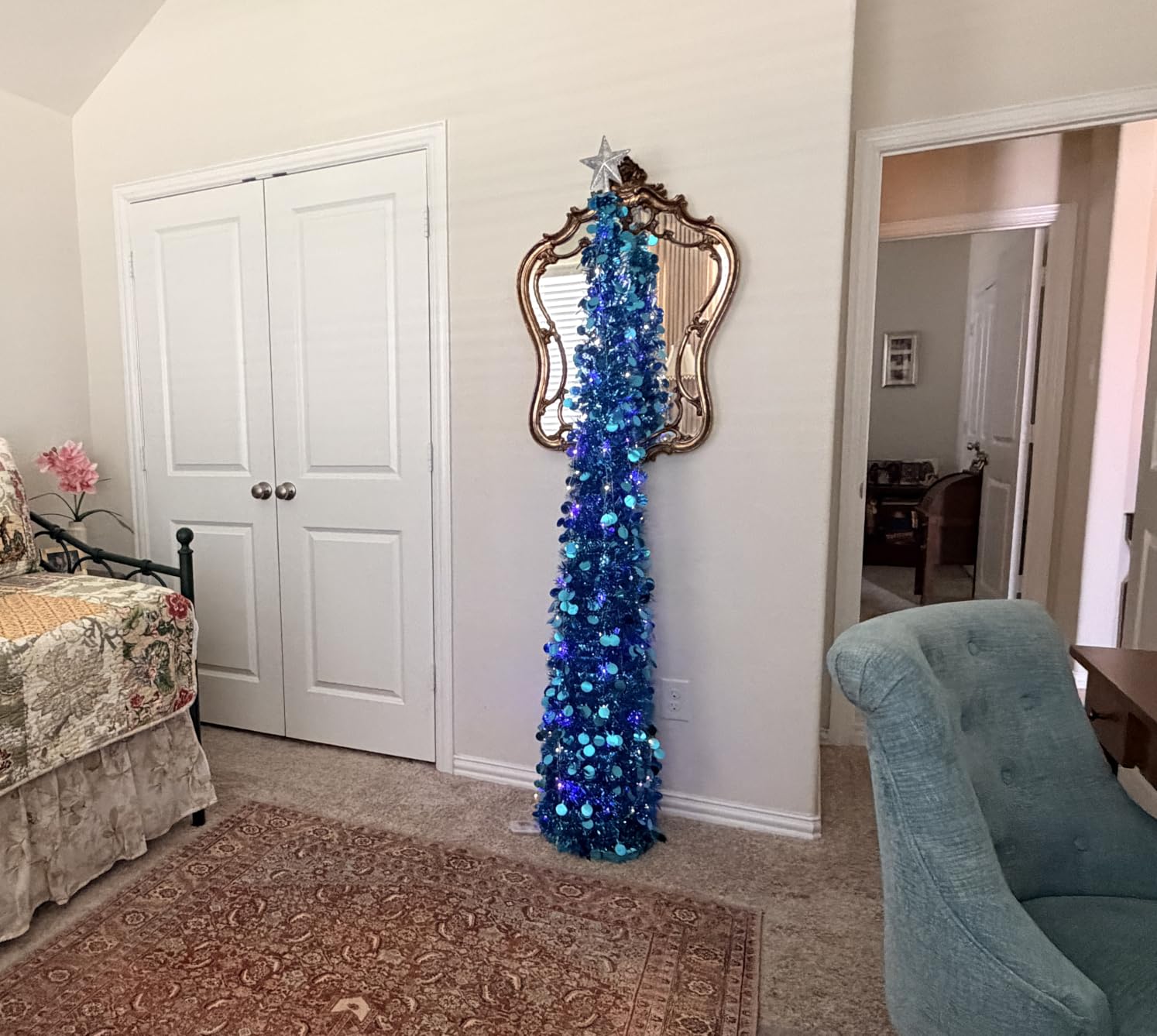 N&T NIETING Pop Up Christmas Tree with Lights & 30 Balls, 5Ft Collapsible Green Tinsel Christmas Tree Decoration for Holiday Xmas Home Office Decor customer photo 2