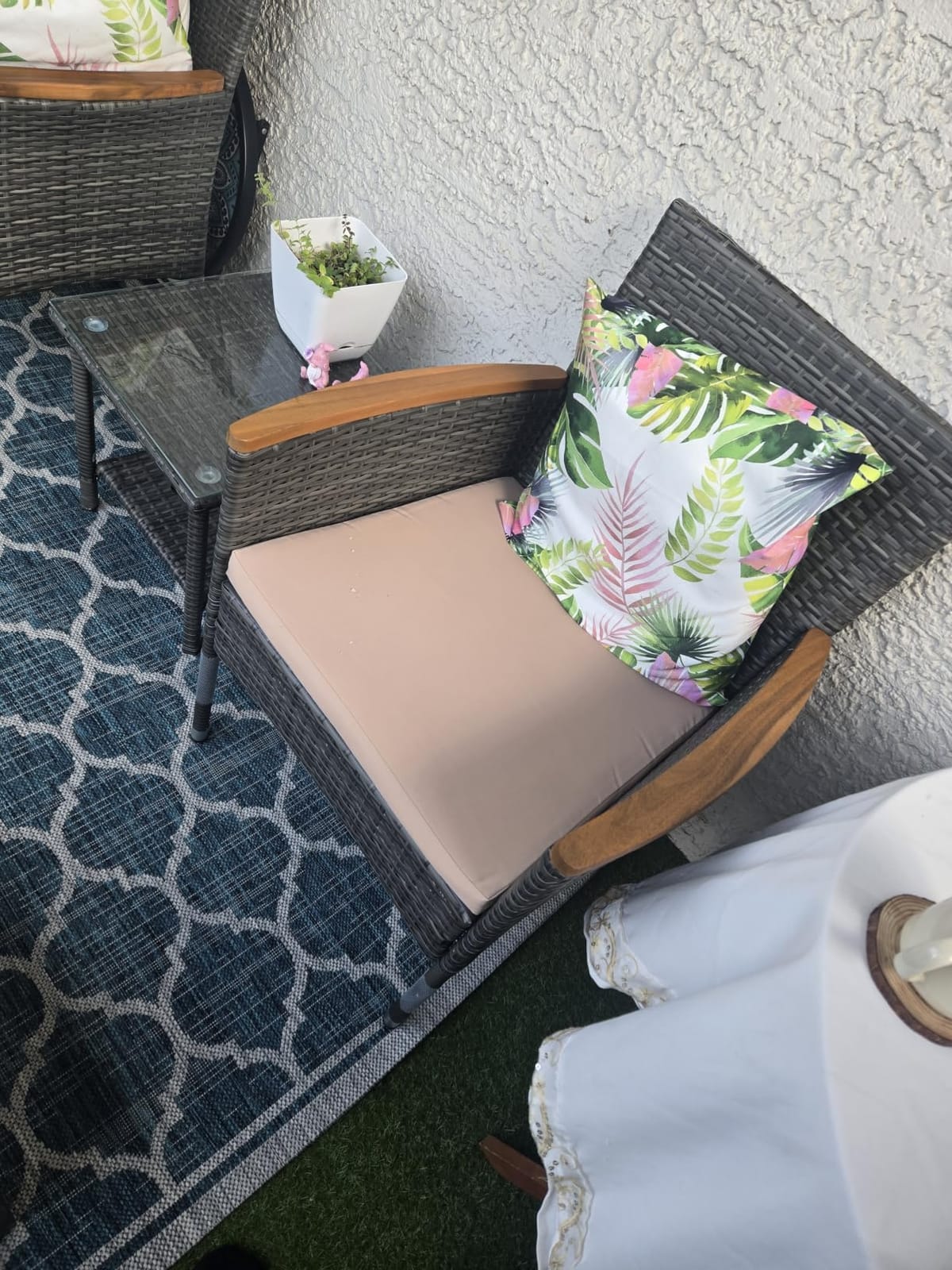 JONATHAN Y Moroccan Trellis Indoor Outdoor Area Rug 5X8 Espresso/Taupe, Trebol Textured Weave for Backyard, Patio, Porch, Easy-Cleaning, High Traffic, Pet-Friendly, Non-Shedding customer photo 1