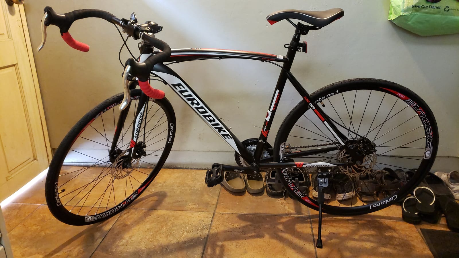 EUROBIKE Road Bike, 21 Speed Bicycle with Disc Brake, 700C Wheels Road Bikes for Men or Women, 49cm/54cm Frame for Adult Cycling Bicycle customer photo 2