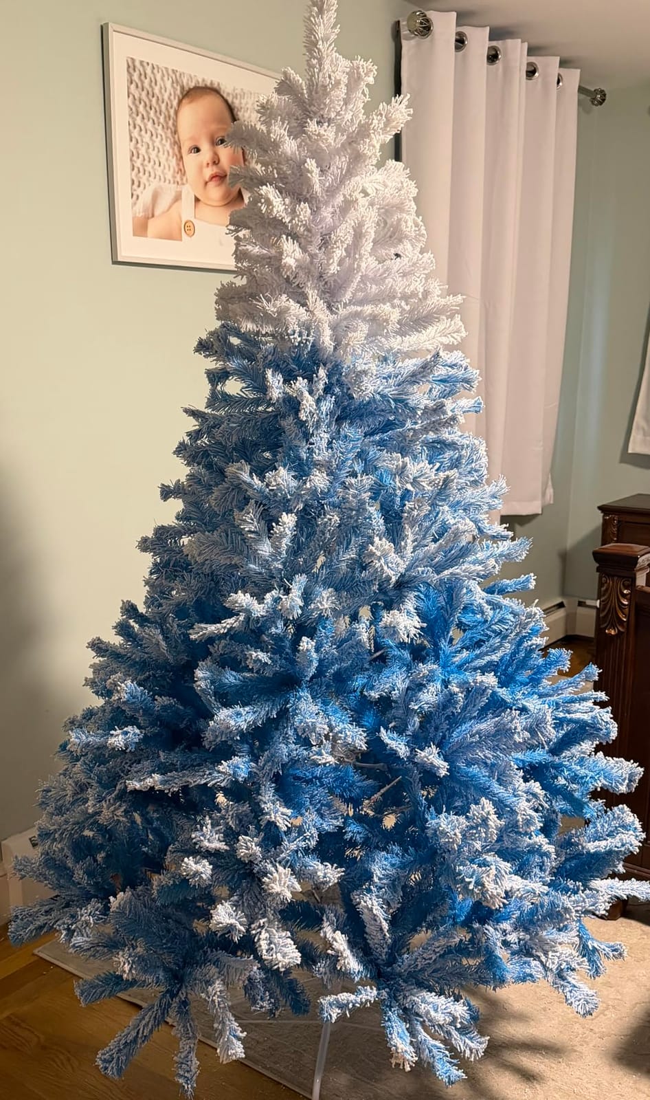Goplus 9FT Artificial Christmas Tree, Snow Flocked Hinged Pine Tree, Premium PVC Needles/Solid Metal Stand, Xmas Full Tree for Indoor and Outdoor customer photo 2