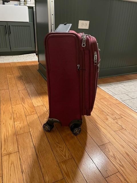 Travelpro Platinum Elite Carry-On Luggage Spinner, True Navy, 21-Inch customer photo 1