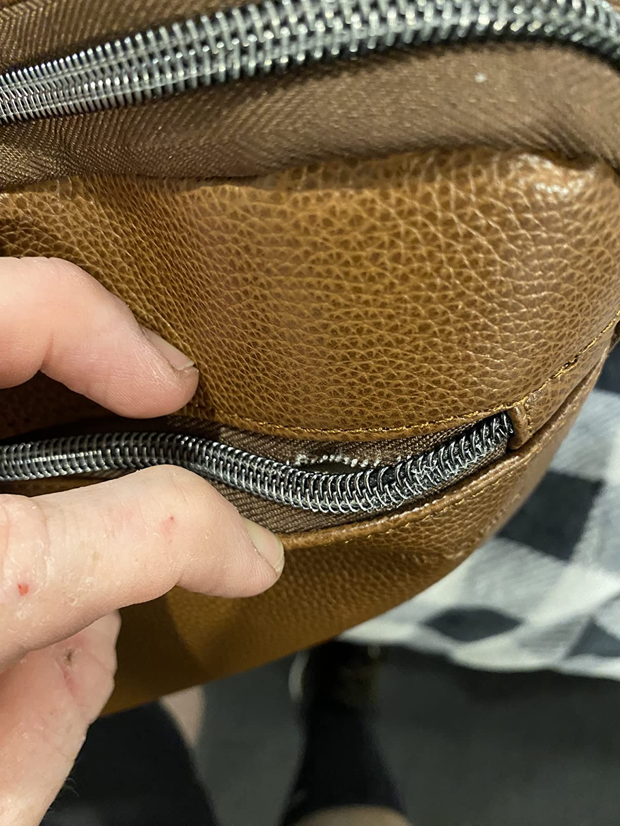 Samsonite Classic Leather Toploader Briefcase customer photo 1