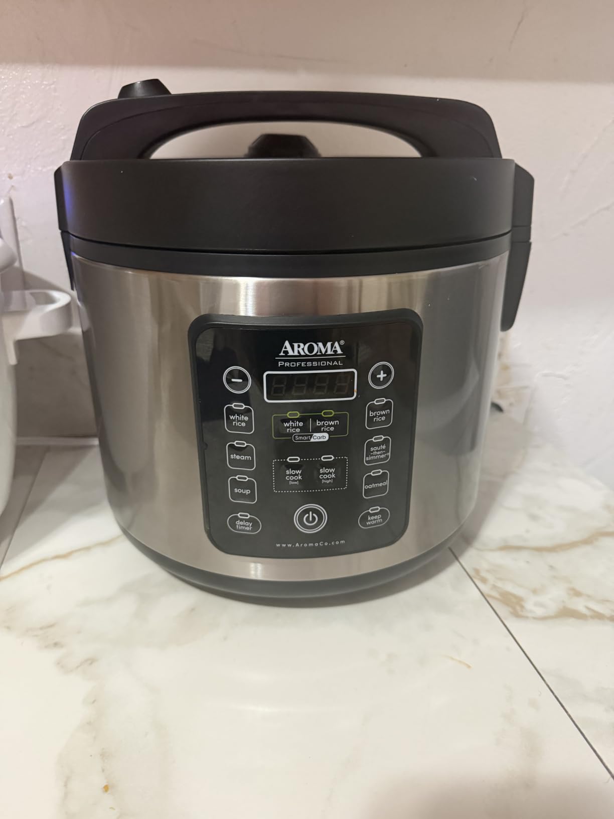 Aroma Housewares ARC-1120SBL SmartCarb Cool-Touch Stainless Steel Rice Multicooker Food Steamer, Slow Cooker with Non-Stick Inner Pot and Steam Tray, 20-Cup(cooked)/ 5Qt, Black customer photo 1