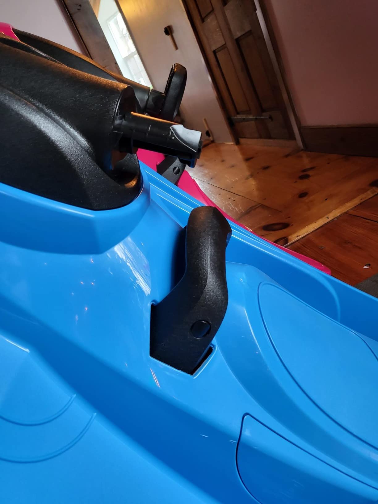 Snow Sled for Kids, Adults - Toboggan Sled, Easy Turning Steering Wheel, Anti-Slip Seat, Pull Up Brake, Durable Plastic Sled, Lightweight, Snow Sleds, Age 3+ 260 lbs customer photo 1