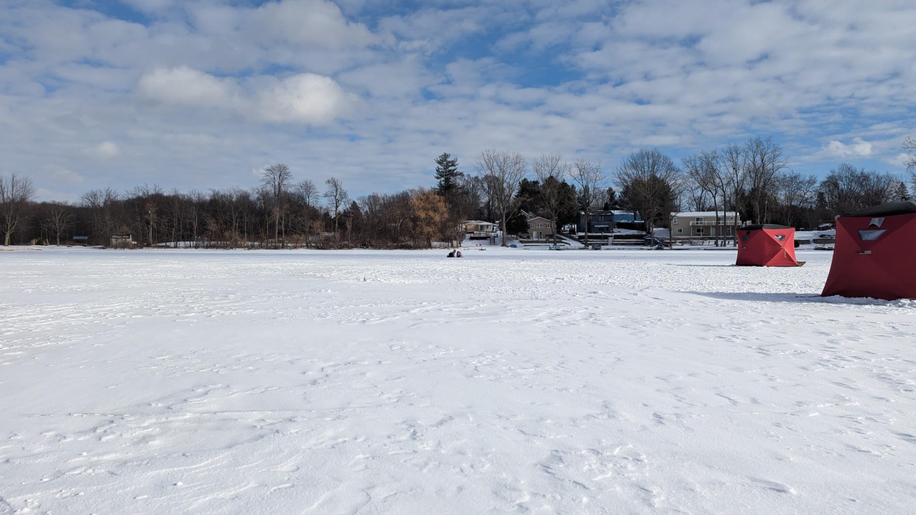 THUNDERBAY Ice Cube Series Pop-Up 3-4 Person Wide Bottom Ice Fishing Shelter, 39-56 Square Feet of Fishable Area, Portable 3-4 Person Ice Shanty customer photo 1